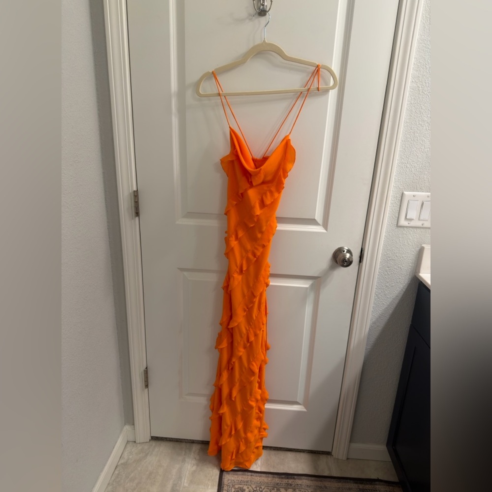 STAUD Elvire Open-Back Ruffled Crepe Maxi Dress Nectarine Orange - Picture 6 of 10